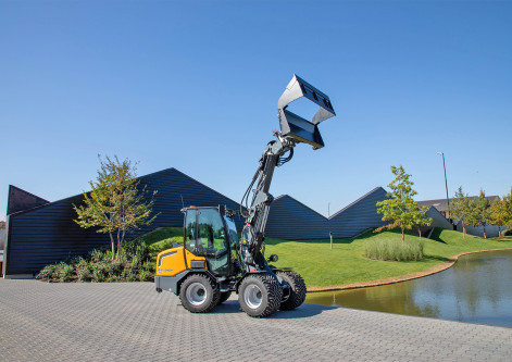g2700telehd giant 4in1bucket